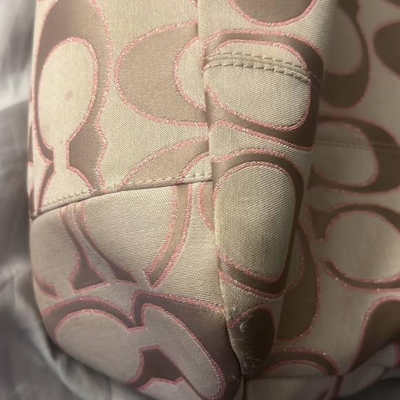 Coach Bag - Picture 6 of 9